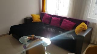 COSY 2 BEDROOM APARTMENT IN NEW TOWN - Braşov - 4