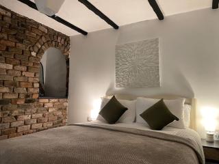 Lower Harbour watch - Holyhead - 0