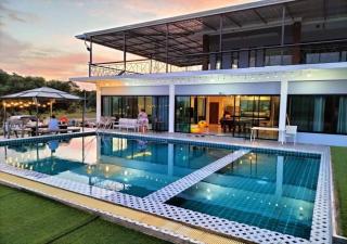 Lsarl Pool Villa อิฏฐ์สรี พูลวิลล่า - Wangkata - 0