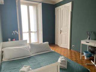Homely Classic Flat in City Center close to Metro & Station - Torino - 9