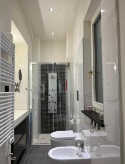 Homely Classic Flat in City Center close to Metro & Station - Torino - 4