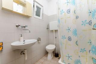 Apartments Lorena - Stomorska - 6