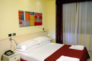 Hotel Malpensafiera - Bernate Ticino - 9