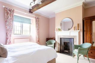 Manor Estate - Two Accommodation Wings - Sleeps 14 - 4