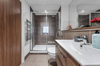 New Apartment 20 mins from Waterloo London BP36 - Londra - 3