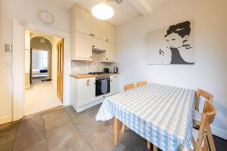 Beautiful 1 Bedroom Flat in Vibrant Stockbridge - Edimburgo - 5