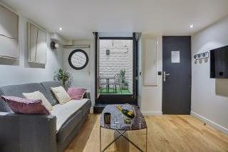 Apartment St Honore by Studio prestige - París - 0
