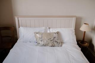 The Courtyard at Manor Estate near Stonehenge - Salisbury - 1