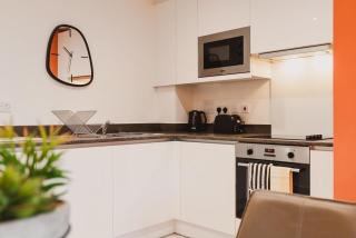 StayZeni, Hardwick House Derby Modern 2 Bed Flat - 8
