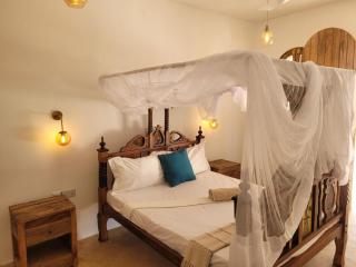 Coco Beach Hotel - 1
