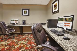 Holiday Inn Express and Suites Wheeling by IHG - Triadelphia - 3