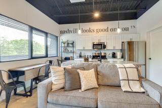 Studio with 2 Queen Beds 7 mins to DT - Nashville - 9