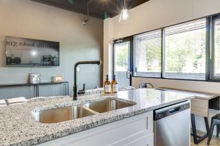 Studio with 2 Queen Beds 7 mins to DT - Nashville - 6