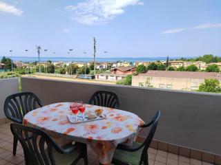 WOHNUNG in einer Residenz mit Pool und Seeblick in BARDOLINO - Bardolino - 8