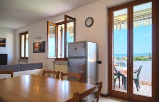 WOHNUNG in einer Residenz mit Pool und Seeblick in BARDOLINO - Bardolino - 2