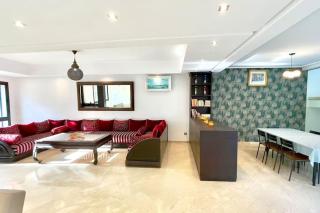 Luxury villa with private pool - 4