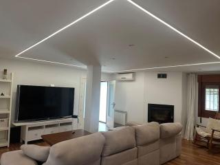 RentitSpain Grand Luxury Villa Piscina & Jacuzzi Granada - Albolote - 2