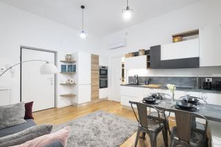 Easylife - Luminoso bilocale in City Life - Milan - 3