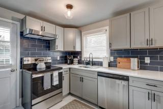 Renovated 2 BR home close to Lancaster attractions - Lancaster - 5