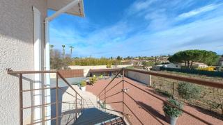 Spacious 2 bedroom Apartment with Garden Near Pezenas - Nézignan-lʼÉvêque - 1