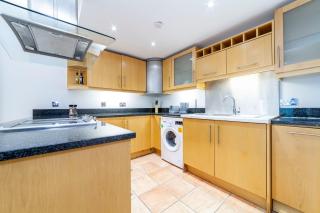 Comfy 2BR flat w balcony in Canary wharf - Londra - 4