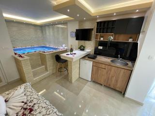 Apartments Pericic LUX - Sutomore - 7