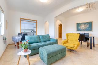 Stylish & Cosy 2BR Apt in the Heart of St' Julians by 360 Estates - 0