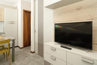 Lauri by Wonderful Italy - 1