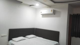 Lions BNB - Indore - 3