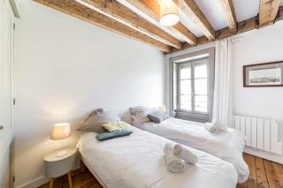 Authentic with an exceptional view AIL - Lione - 1