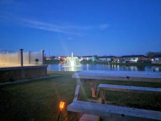 Remarkable 2-Bed Luxury Lodge in Routh with hottub - Routh - 8