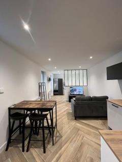 Le Superbe - Appartement Calme à Toulouse - Parking Privé - Proche Transports - Toulouse - 2