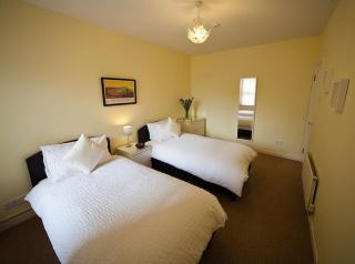 Pembrokeshire Apartment - Goodwick - 7