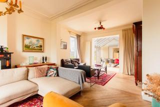 Beautiful mansion with swimming pool and jacuzzi - Bilzen - 8