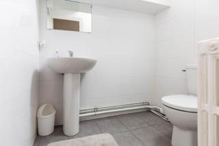 Maison Briand - Petite chambre chez l'habitant - Melun Centre - Wifi, Netflix, Smart TV, Lit à mousse mémoire de forme - 3