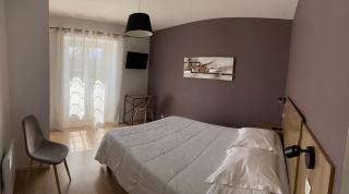 Hotel Mendy - Saint-Jean-le-Vieux - 3