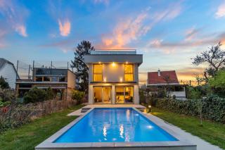 Villa Jäger mit Pool in Wien - Wenen - 0