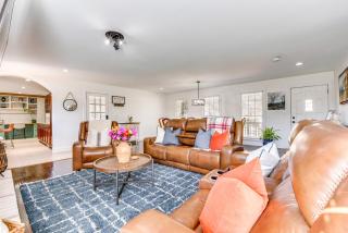 Chic Marietta Getaway with Fire Pit and Grill! - Marietta - 6