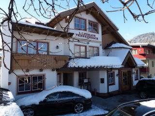 Hotel Garni Landhaus Trenkenbach - Schladming - 3