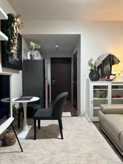 My Hideaway@Air - Manila - 1