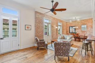 The Burgundy House #2 steps to the French Quarter - 4