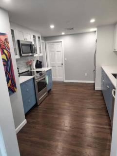 Middletown Modern Apartment - RIBryan Property - Middletown - 1