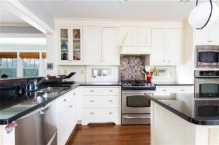 Middletown Bungalow - RIBryan Property - Middletown - 4