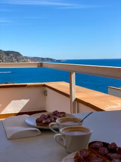 Thegoldsand Cala Salions Tossa de Mar - Girona - 1