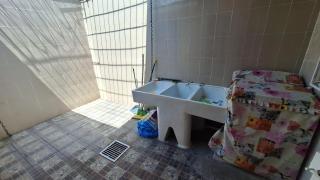 Hidden House - Santa Ana - 1