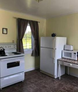 Experience Tranquility Cricket Field Offers Charming Retreat in Twillingatate - 4