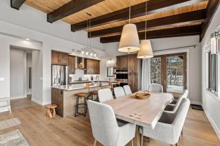 Custom Luxury Home For Monthly Rentals! 30+ Days - 9