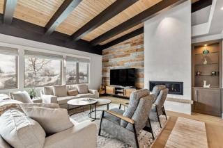 Custom Luxury Home For Monthly Rentals! 30+ Days - 5