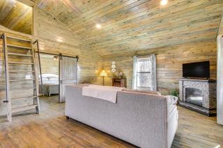 Cozy Mississippi Cabin with Covered Porch and Grill! - - 7