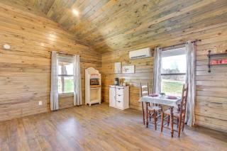 Cozy Mississippi Cabin with Covered Porch and Grill! - - 4